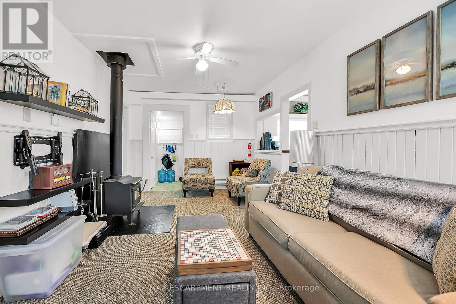 Photo 18 of 1041 Lakeshore Road, Haldimand ON