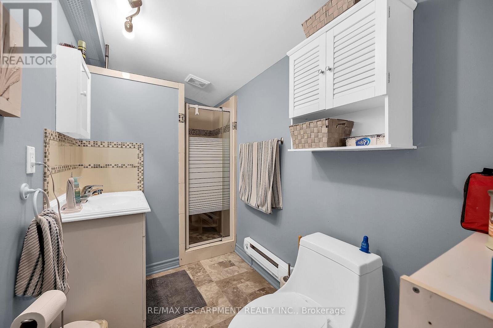 Photo 48 of 1041 Lakeshore Road, Haldimand ON