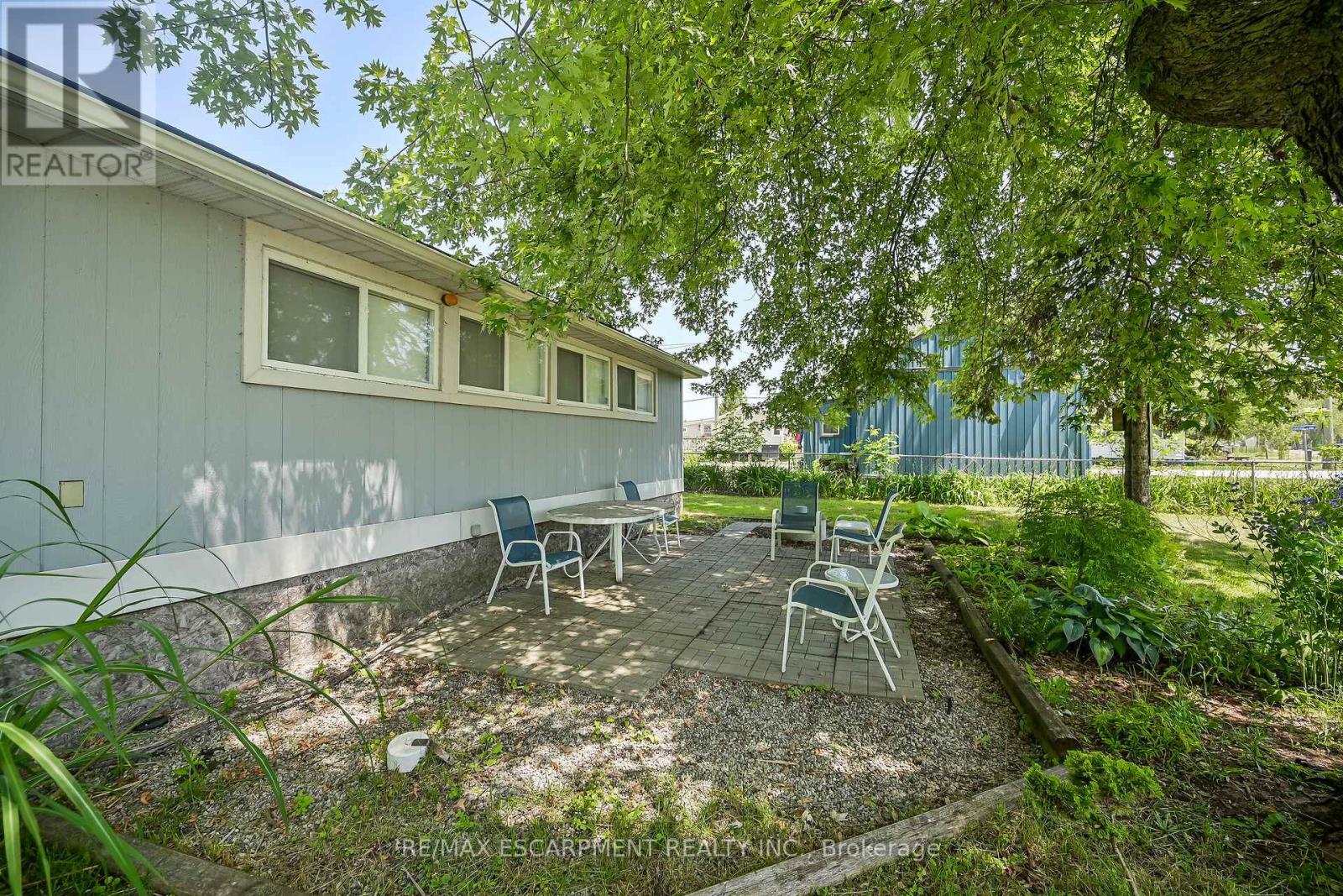 Photo 33 of 1041 Lakeshore Road, Haldimand ON