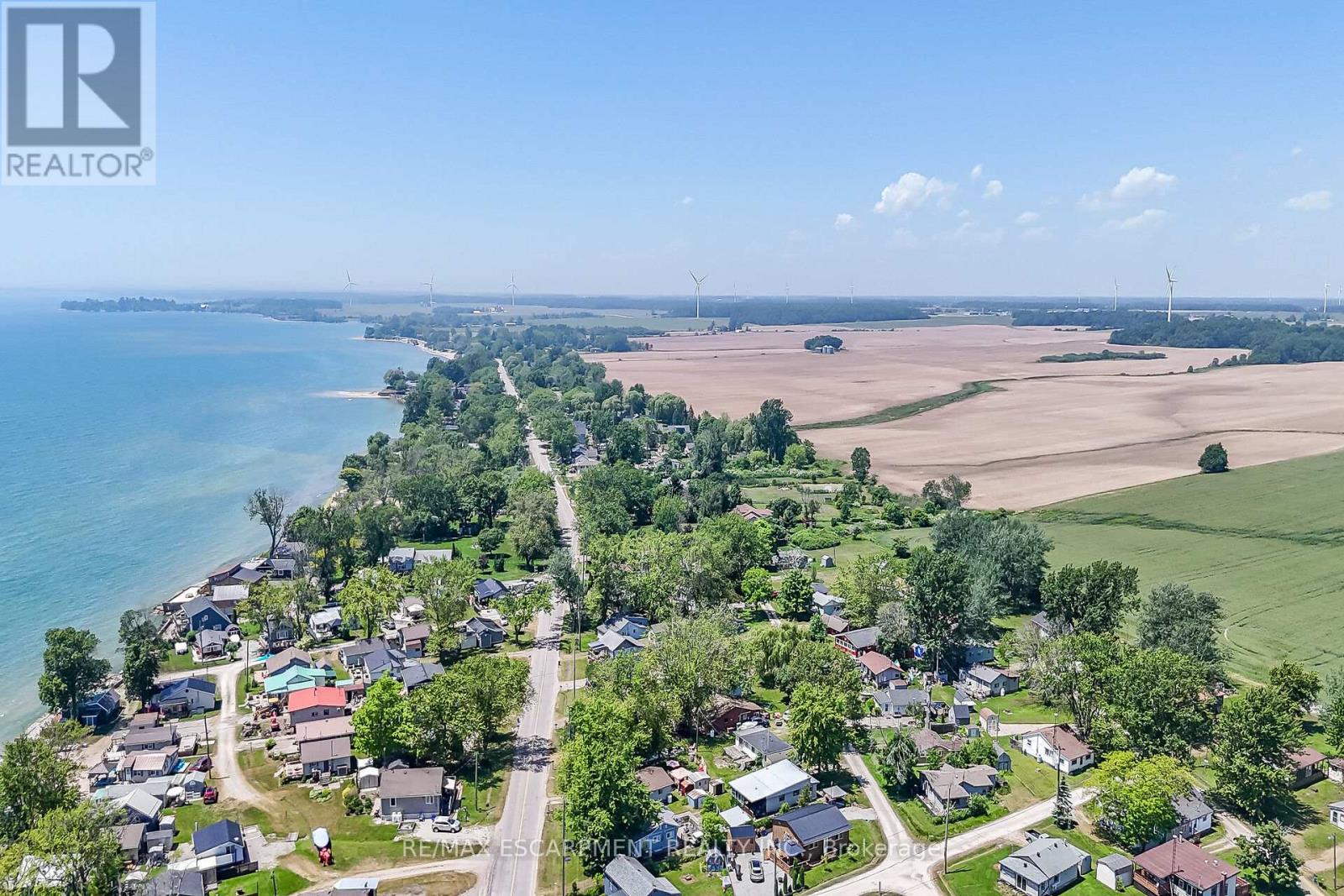 Photo 43 of 1041 Lakeshore Road, Haldimand ON