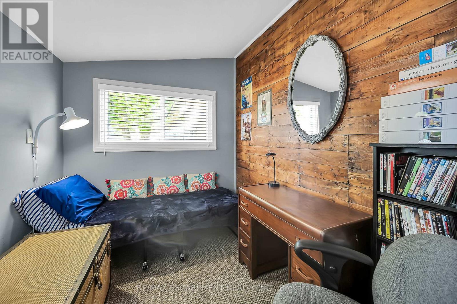 Photo 17 of 1041 Lakeshore Road, Haldimand ON