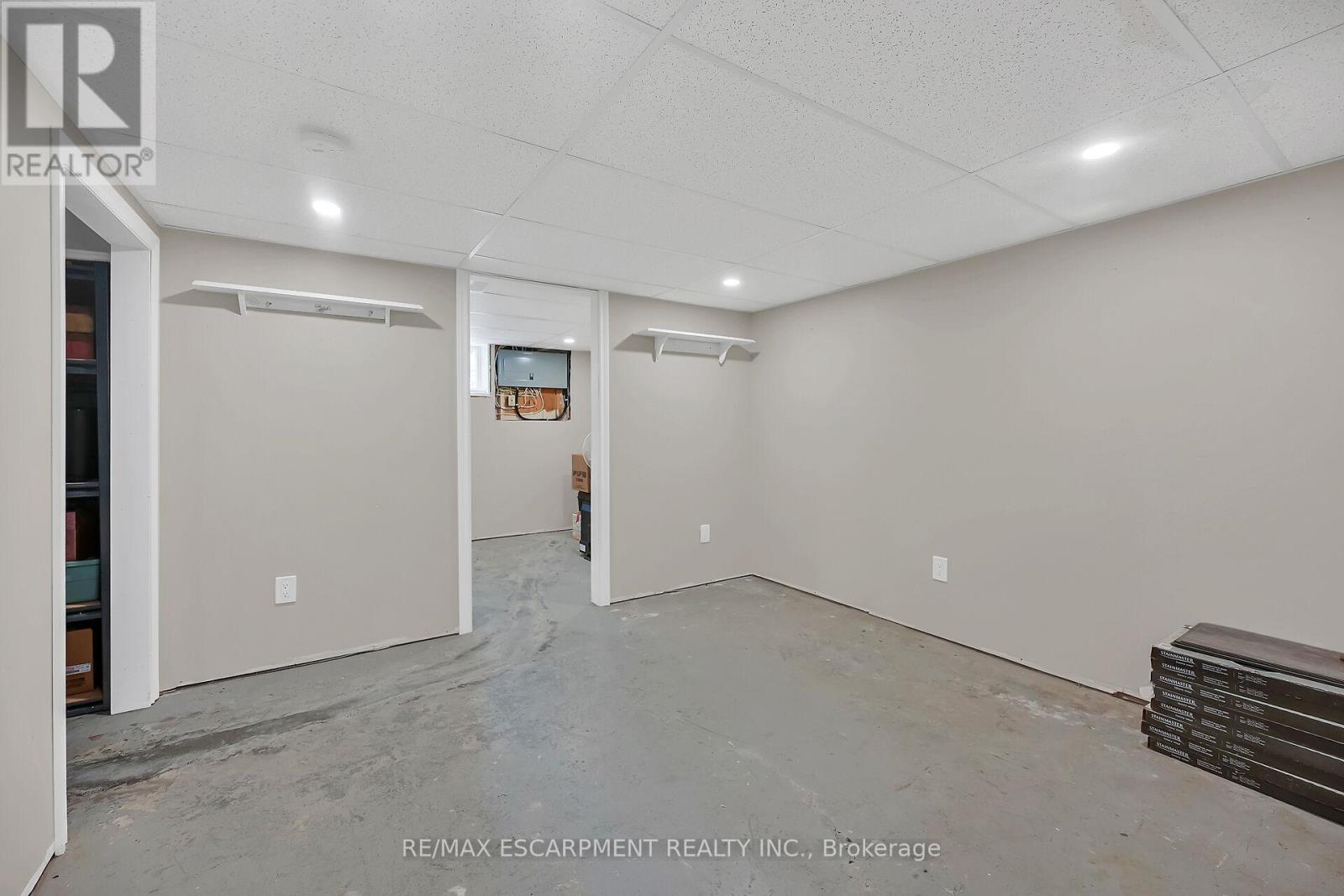 Photo 33 of 4351 Glancaster Road, Hamilton ON