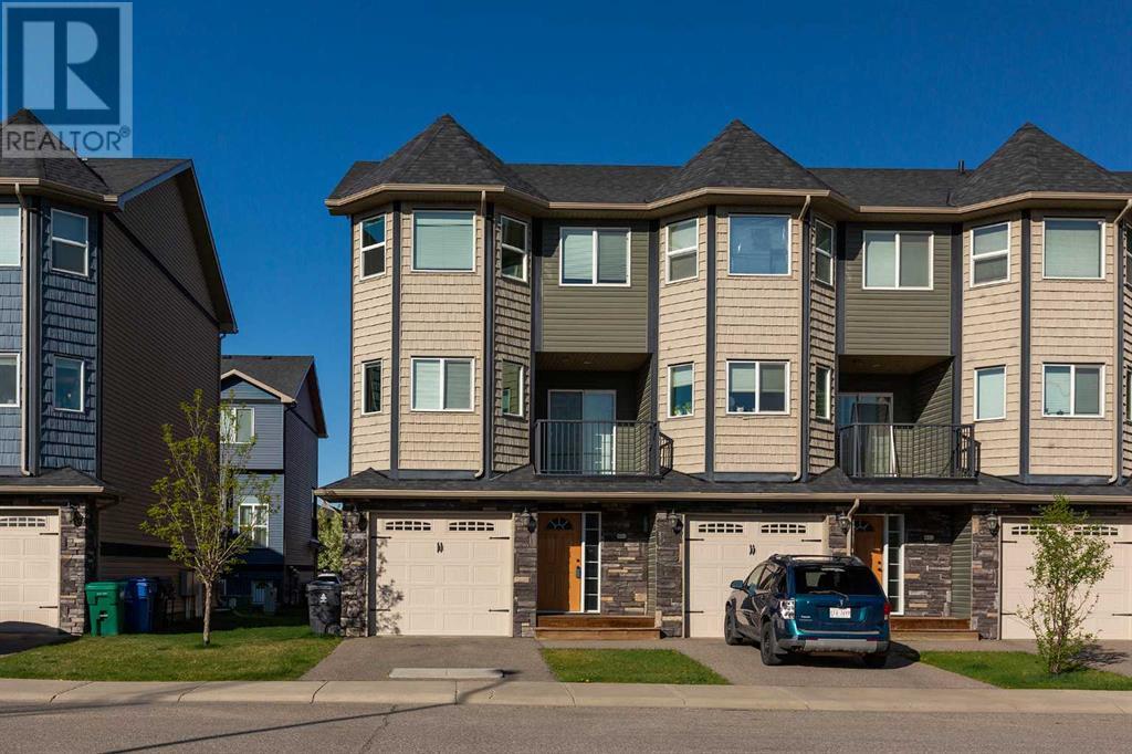 Single Family House for Sale in  Mt Sundance Manor W Sunridge Lethbridge 