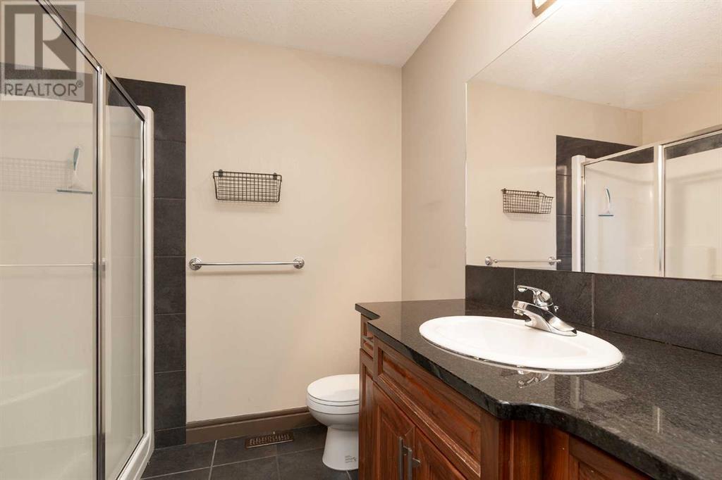 Single Family House for Sale in  Mt Sundance Manor W Sunridge Lethbridge 