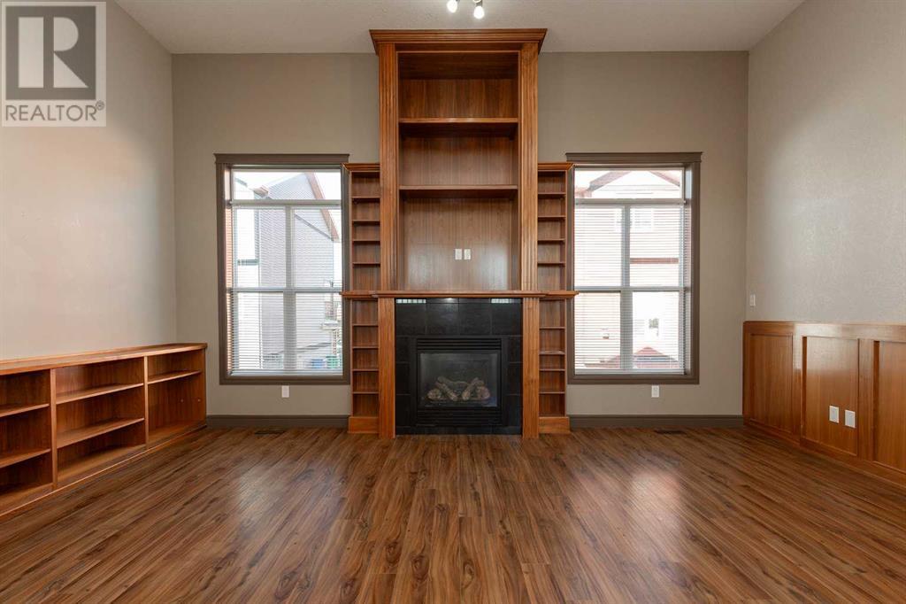 Single Family House for Sale in  Mt Sundance Manor W Sunridge Lethbridge 