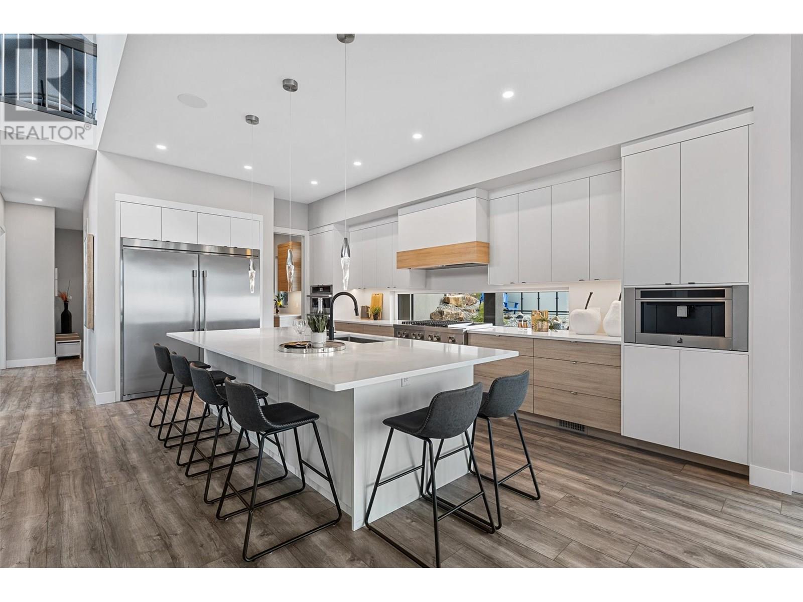 3645 McKinley Beach Drive, Kelowna