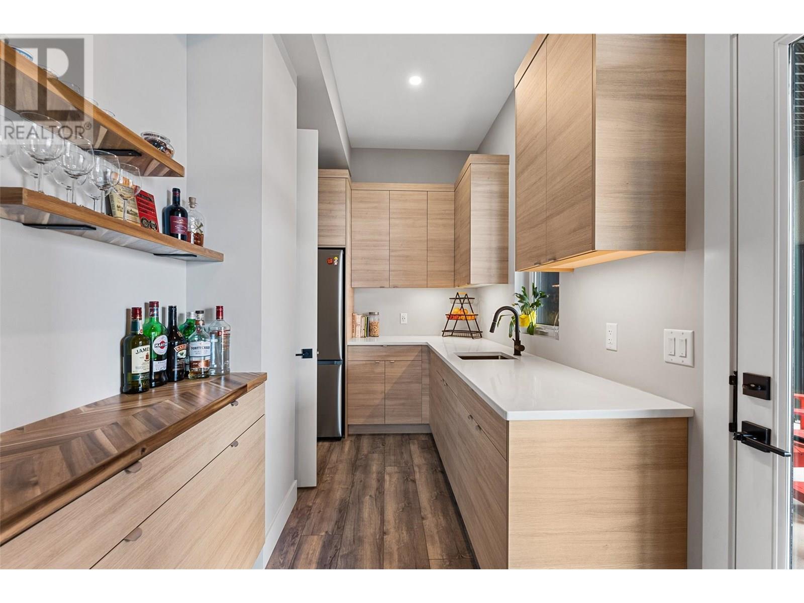 3645 McKinley Beach Drive, Kelowna