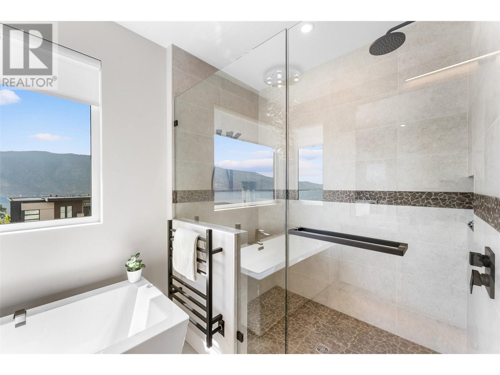 3645 McKinley Beach Drive, Kelowna