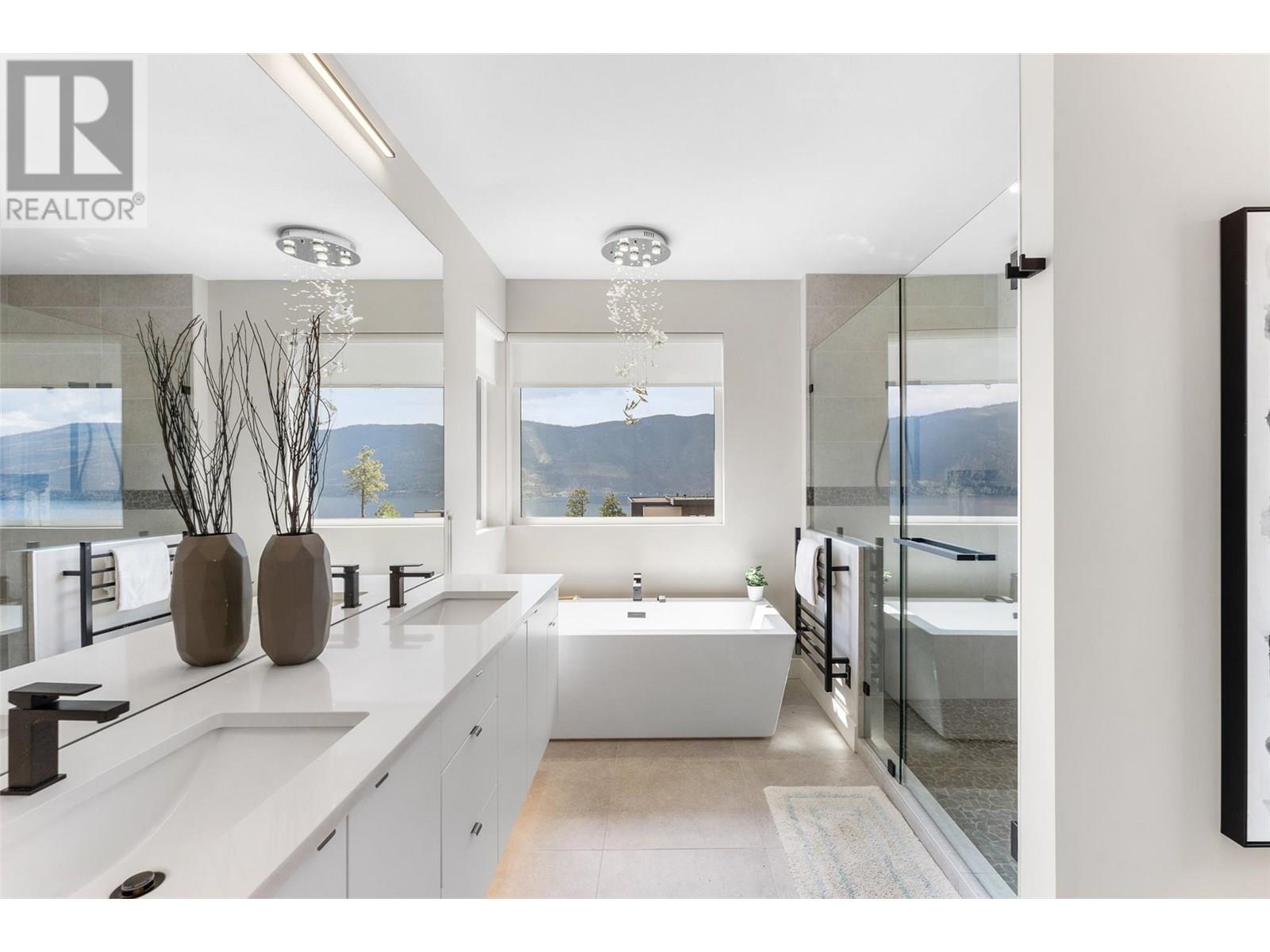 3645 McKinley Beach Drive, Kelowna