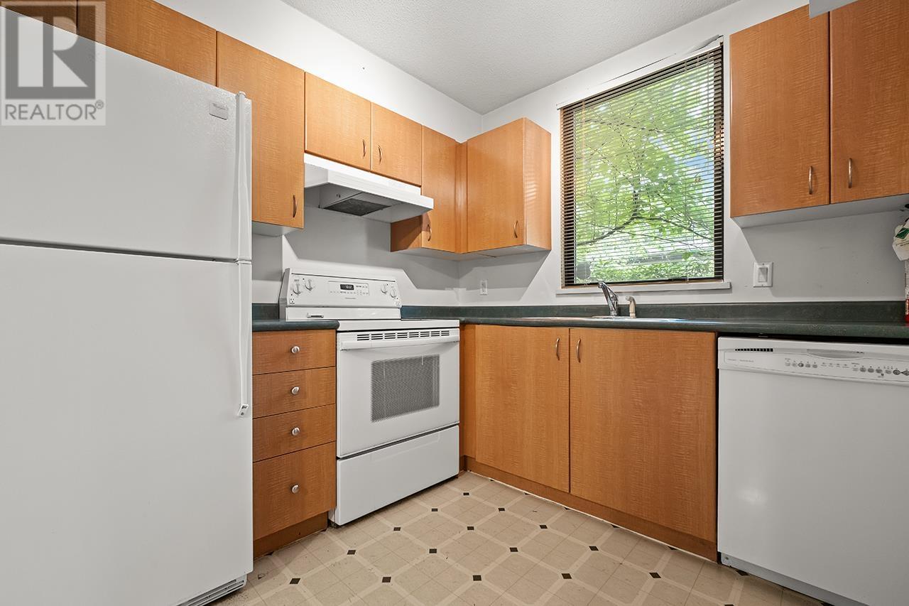 Photo 10 of 109 3588 Vanness Avenue, Vancouver BC
