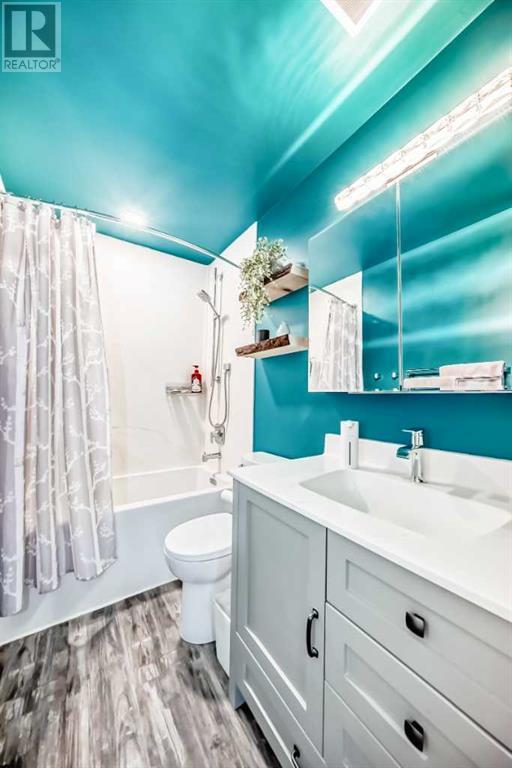 Single Family House Bi-level for Sale in  Ogden Way SE Ogden Calgary 