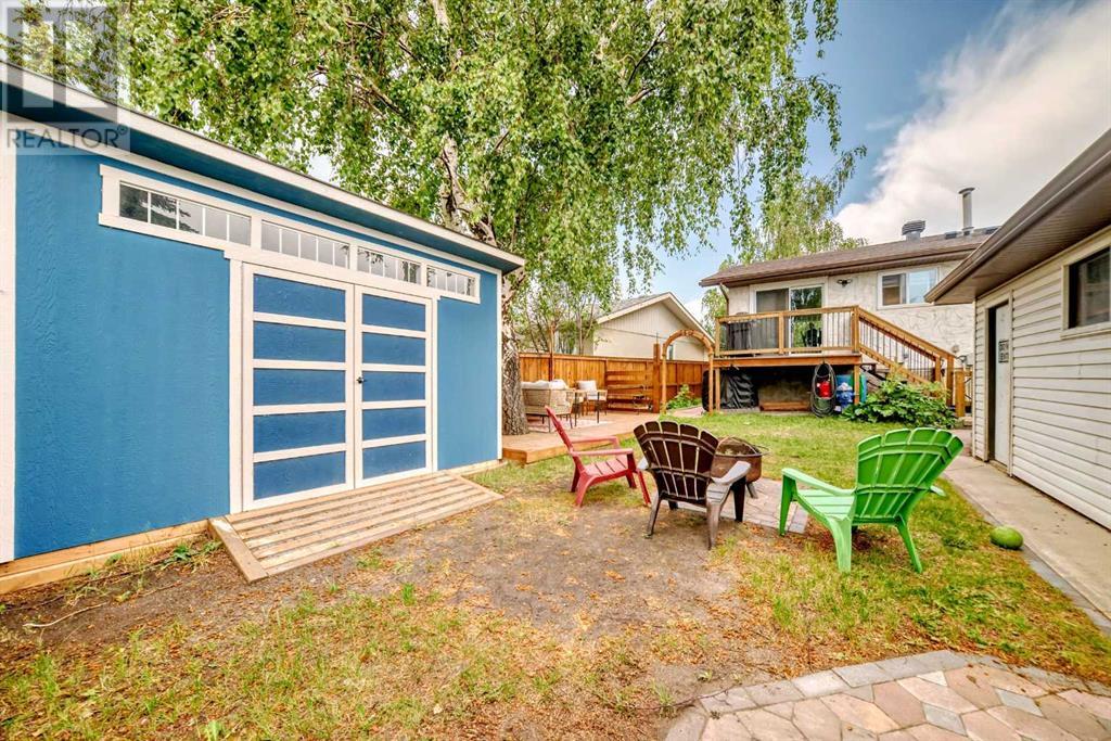 Single Family House Bi-level for Sale in  Ogden Way SE Ogden Calgary 