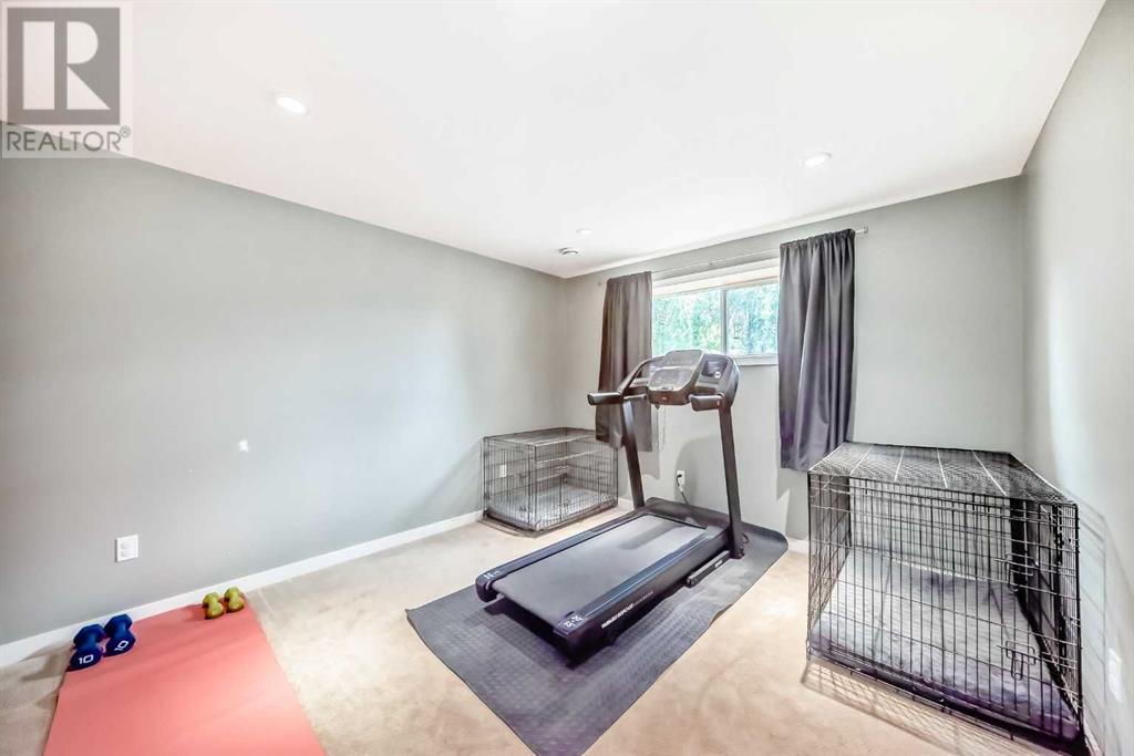 Single Family House Bi-level for Sale in  Ogden Way SE Ogden Calgary 