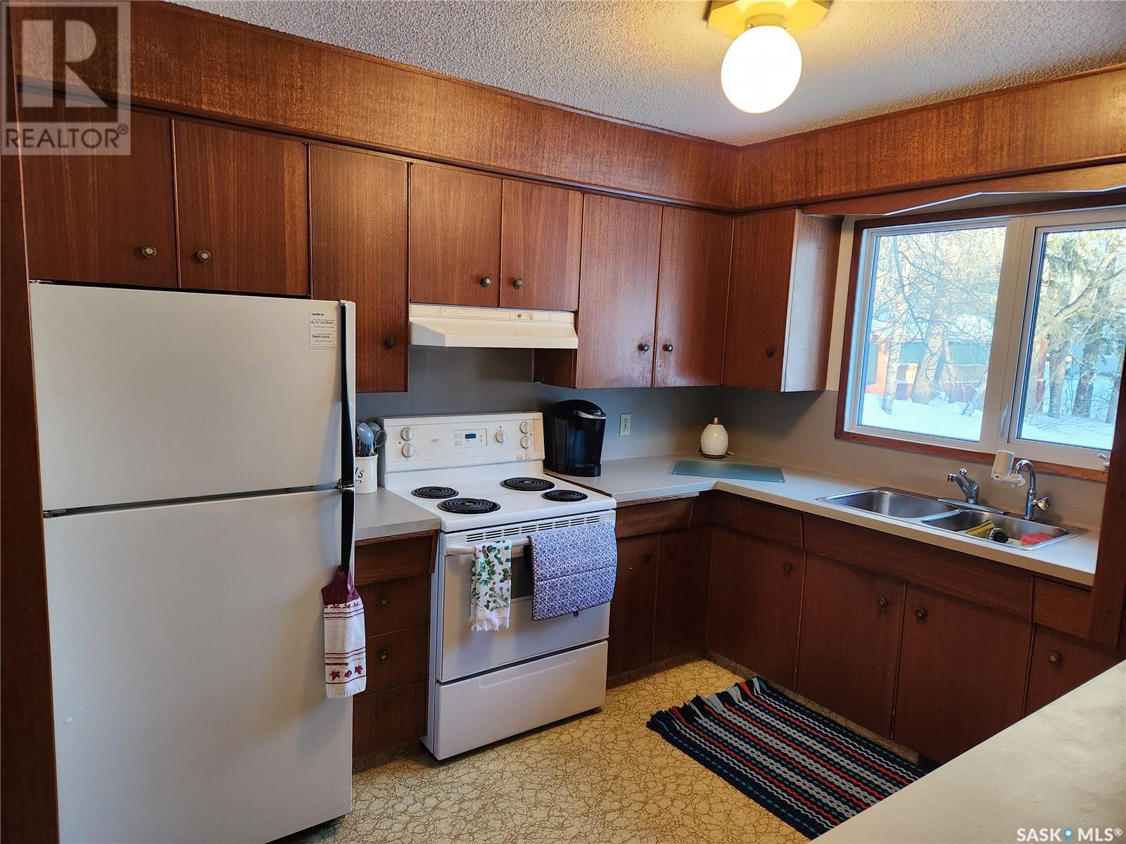 Photo 43 of 1504 98th Street, Tisdale SK