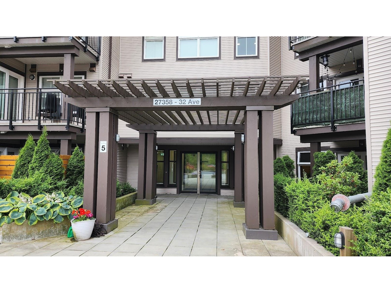 365 27358 32 AVENUE, Langley