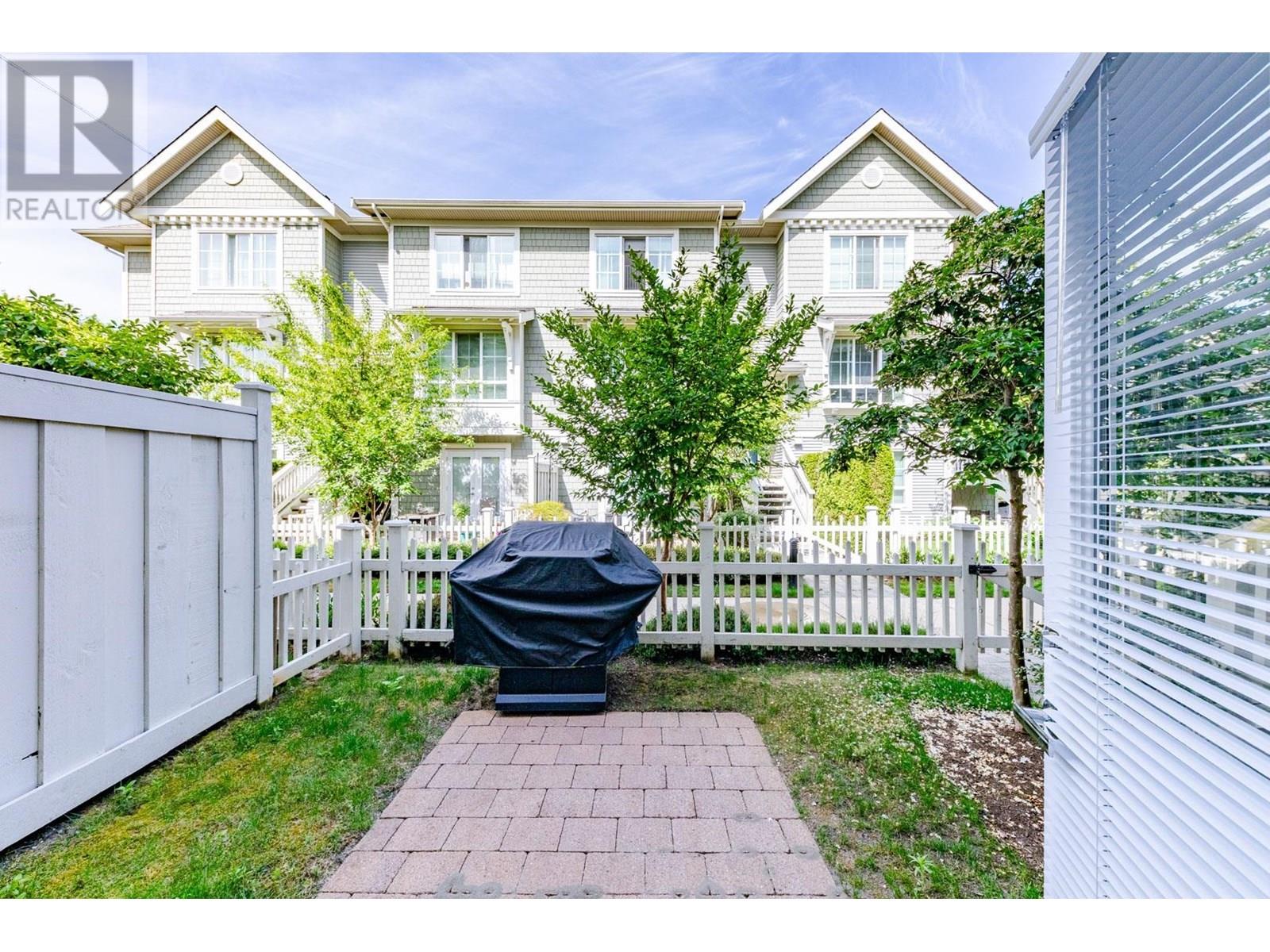 Photo 34 of 54 5510 Admiral Way, Delta BC