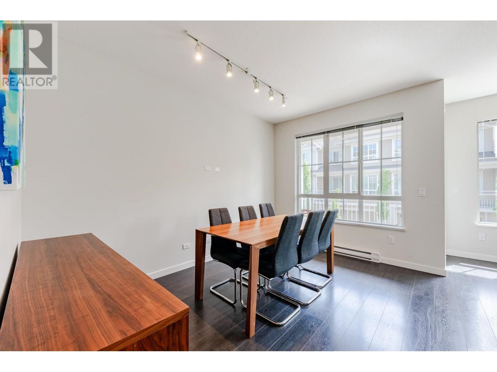 Photo 6 of 54 5510 Admiral Way, Delta BC