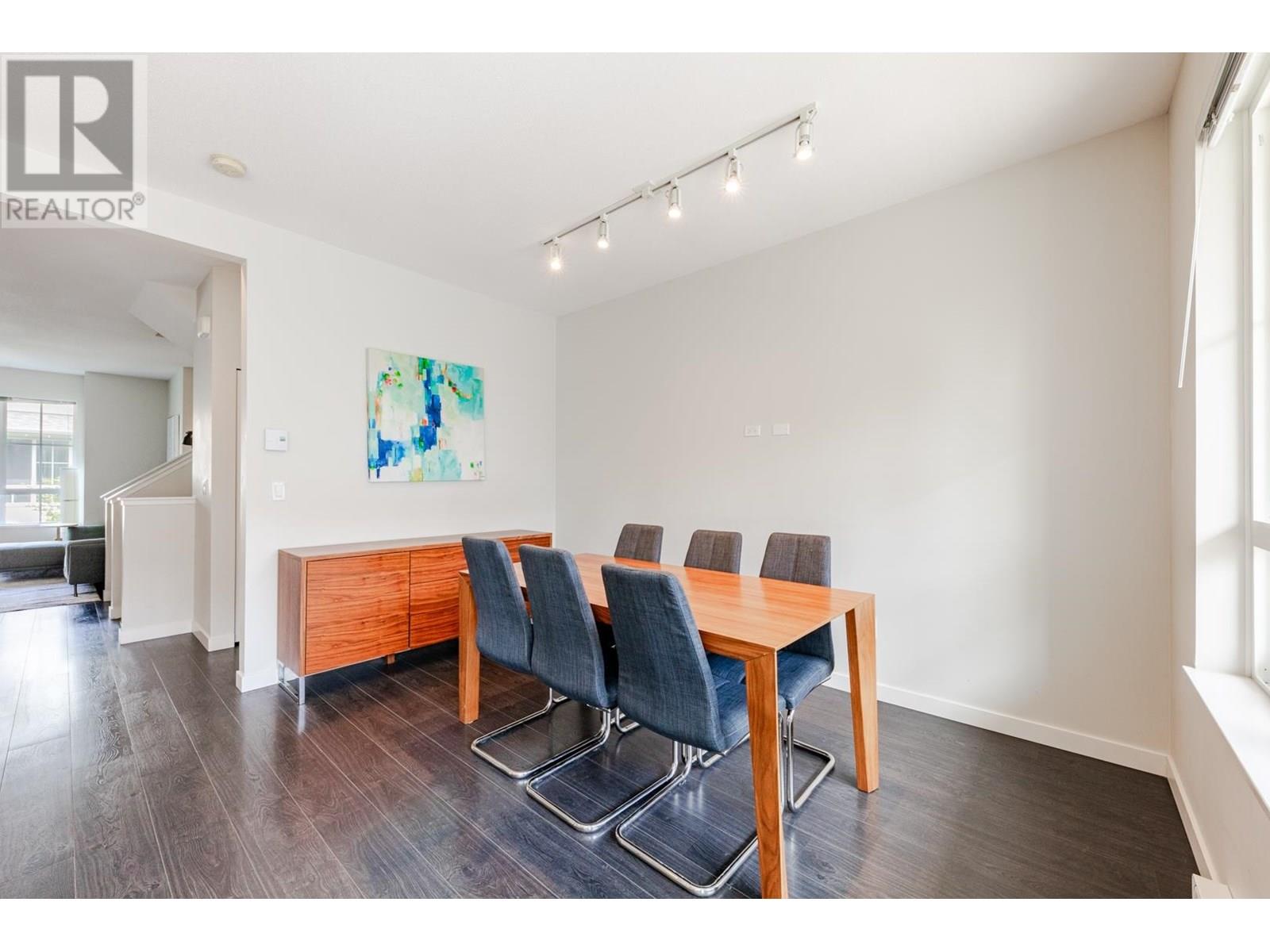 Photo 8 of 54 5510 Admiral Way, Delta BC