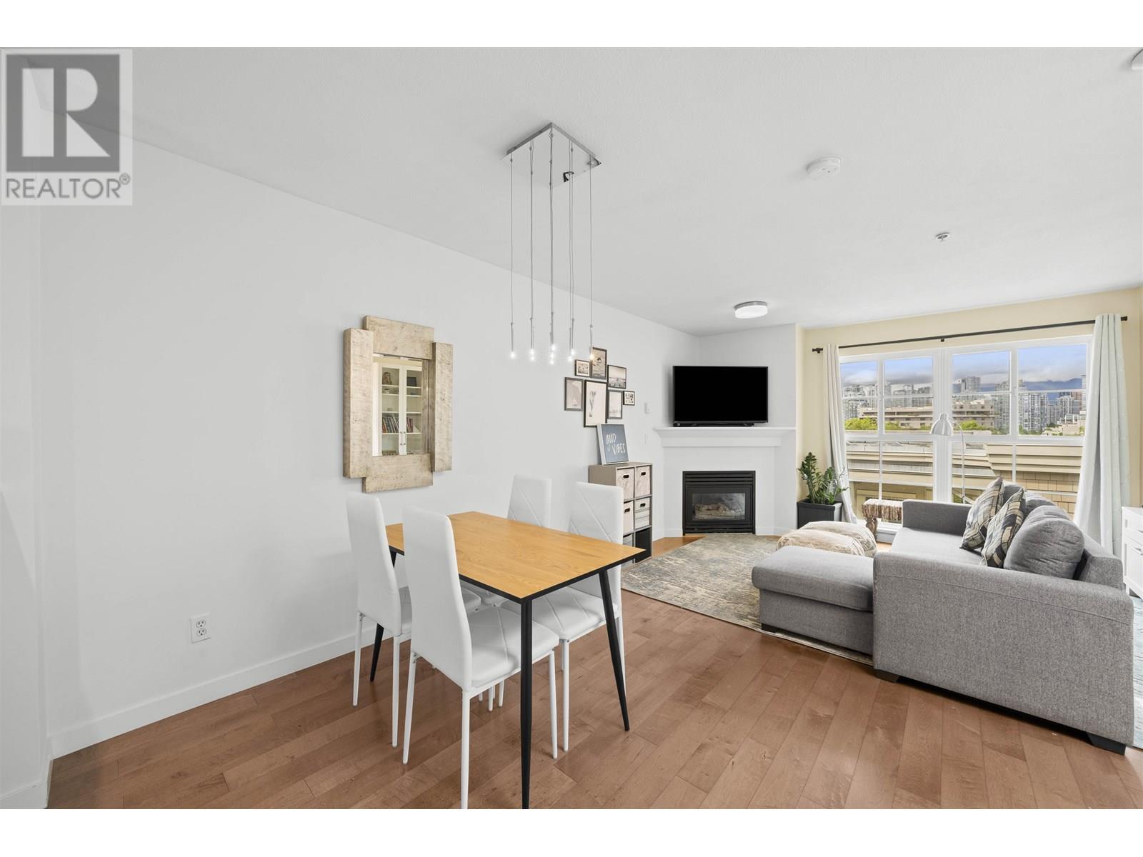 Photo 13 of 317 678 W 7th Avenue, Vancouver BC