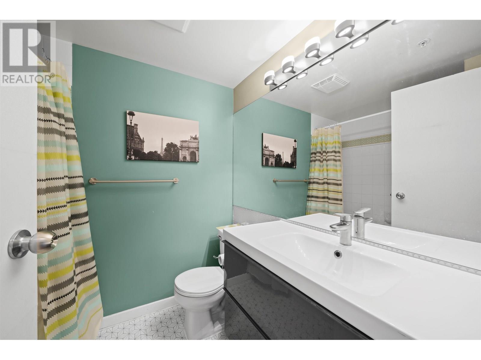 Photo 25 of 317 678 W 7th Avenue, Vancouver BC