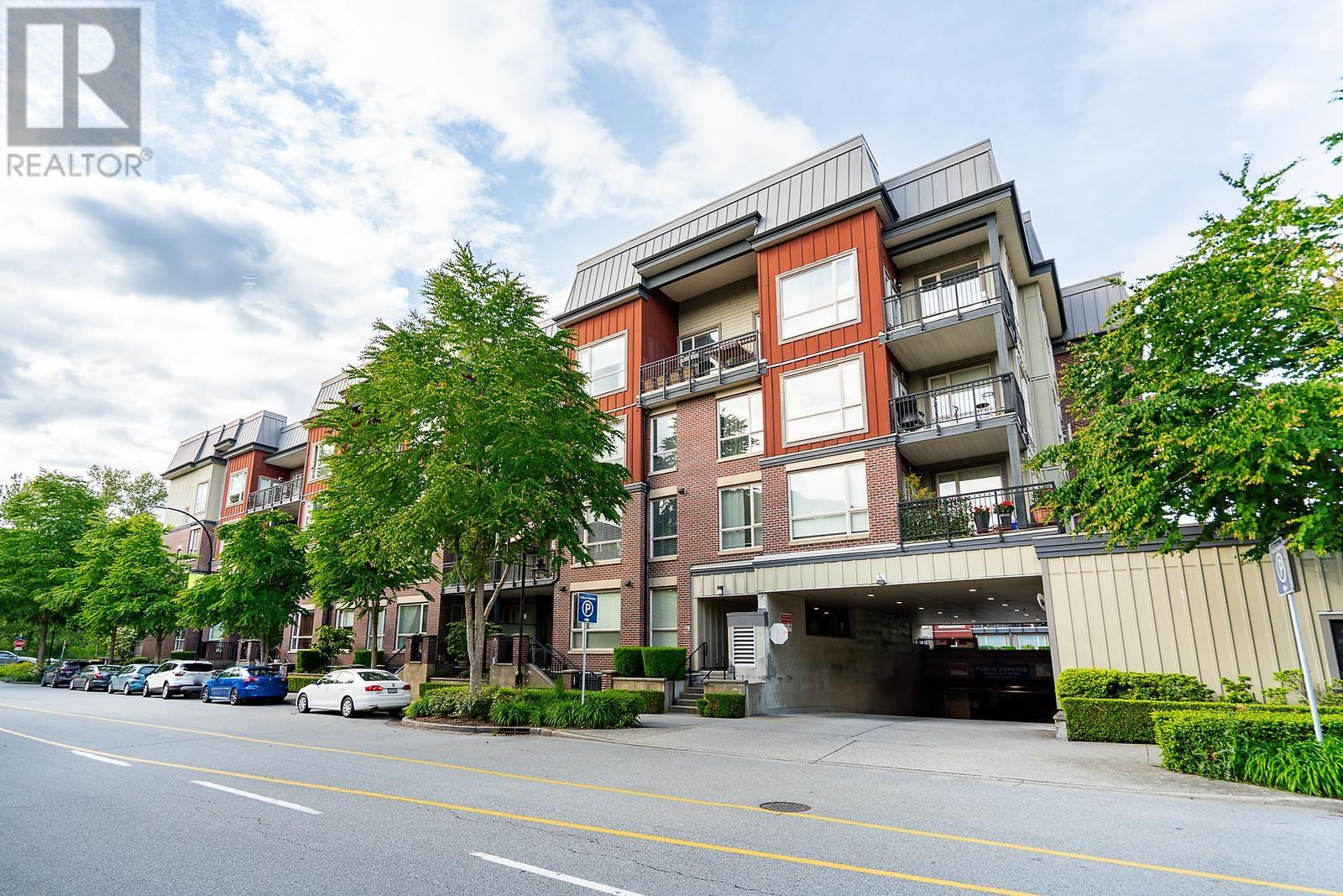 Photo 4 of 204 2628 Maple Street, Port Coquitlam BC
