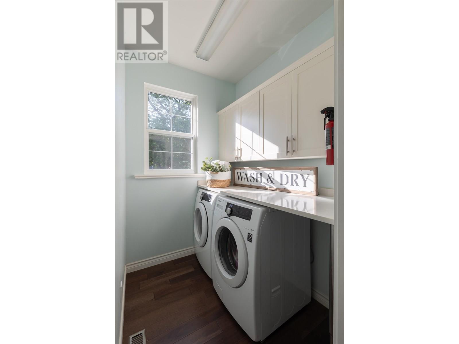 2366 SUNNYSIDE ROAD, Anmore real estate listing R3020120