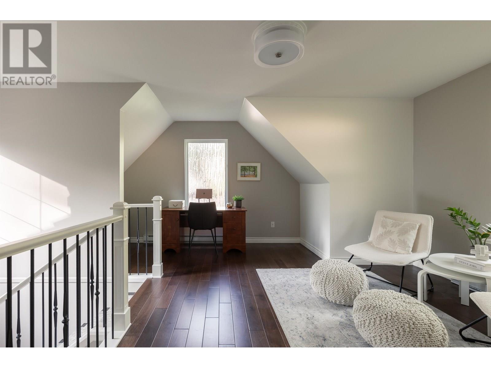 2366 SUNNYSIDE ROAD, Anmore real estate listing R3020120