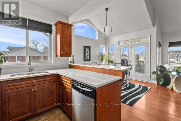 Photo 30 of 22 Bourgeois Beach Road, Tay ON