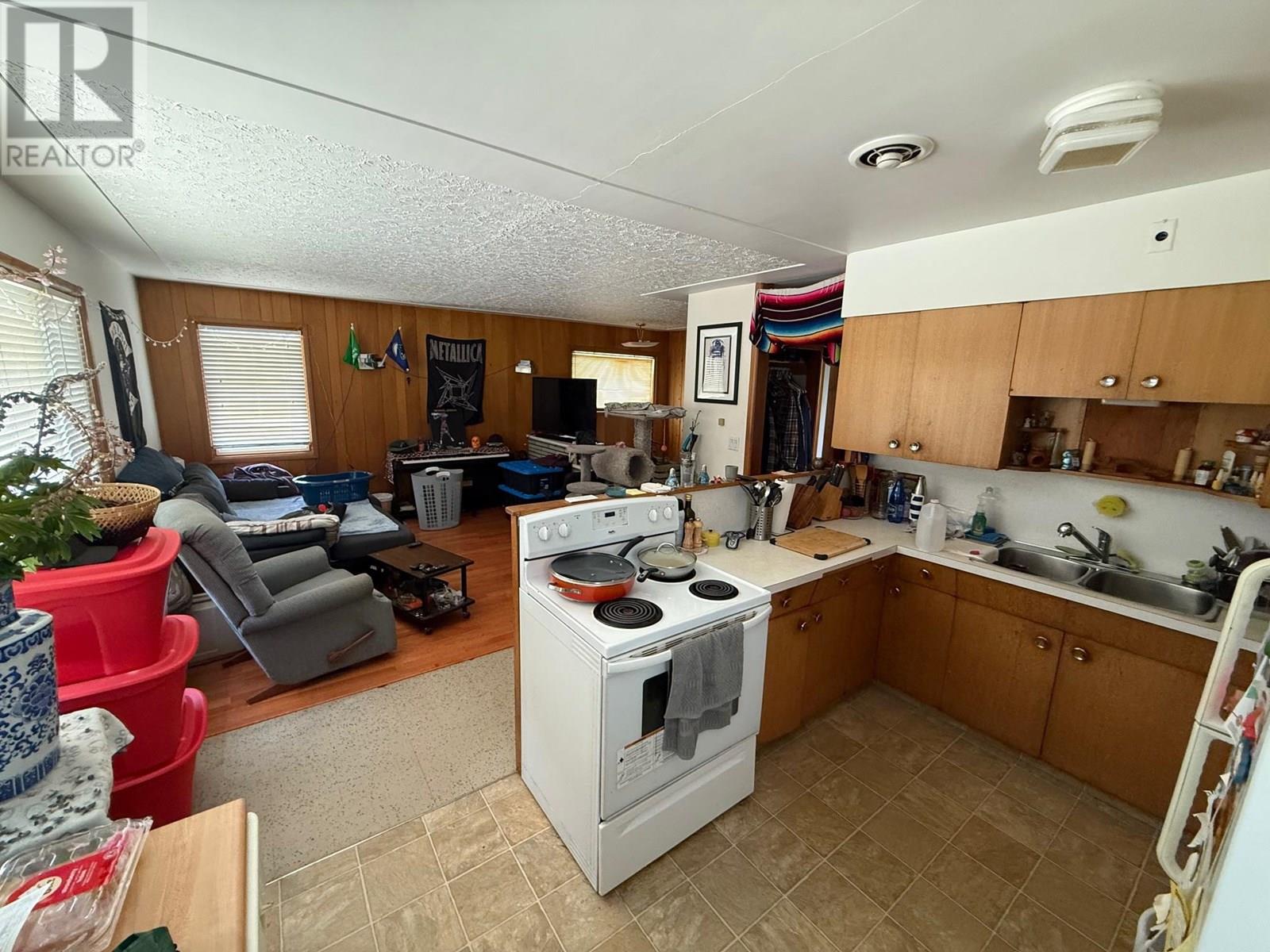 1503 3A Highway, Castlegar