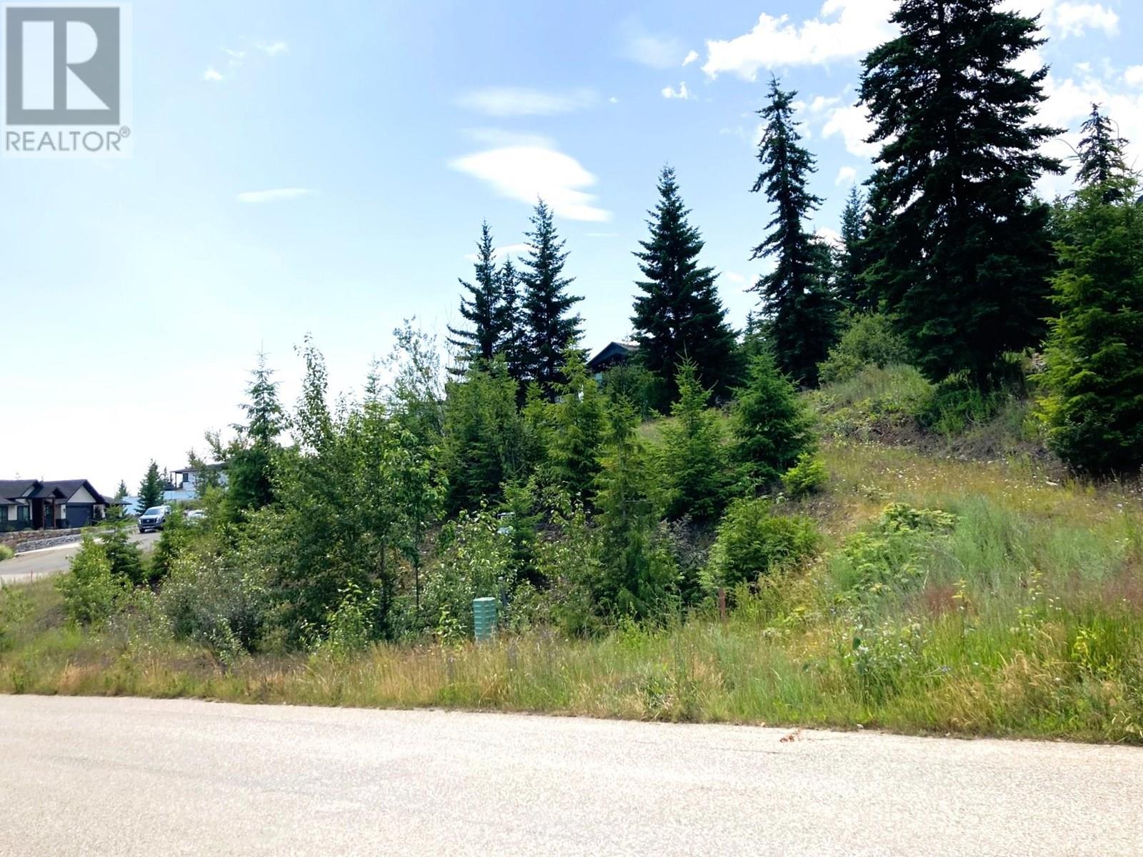 Photo 32 of 2555 Highlands Drive, Blind Bay BC