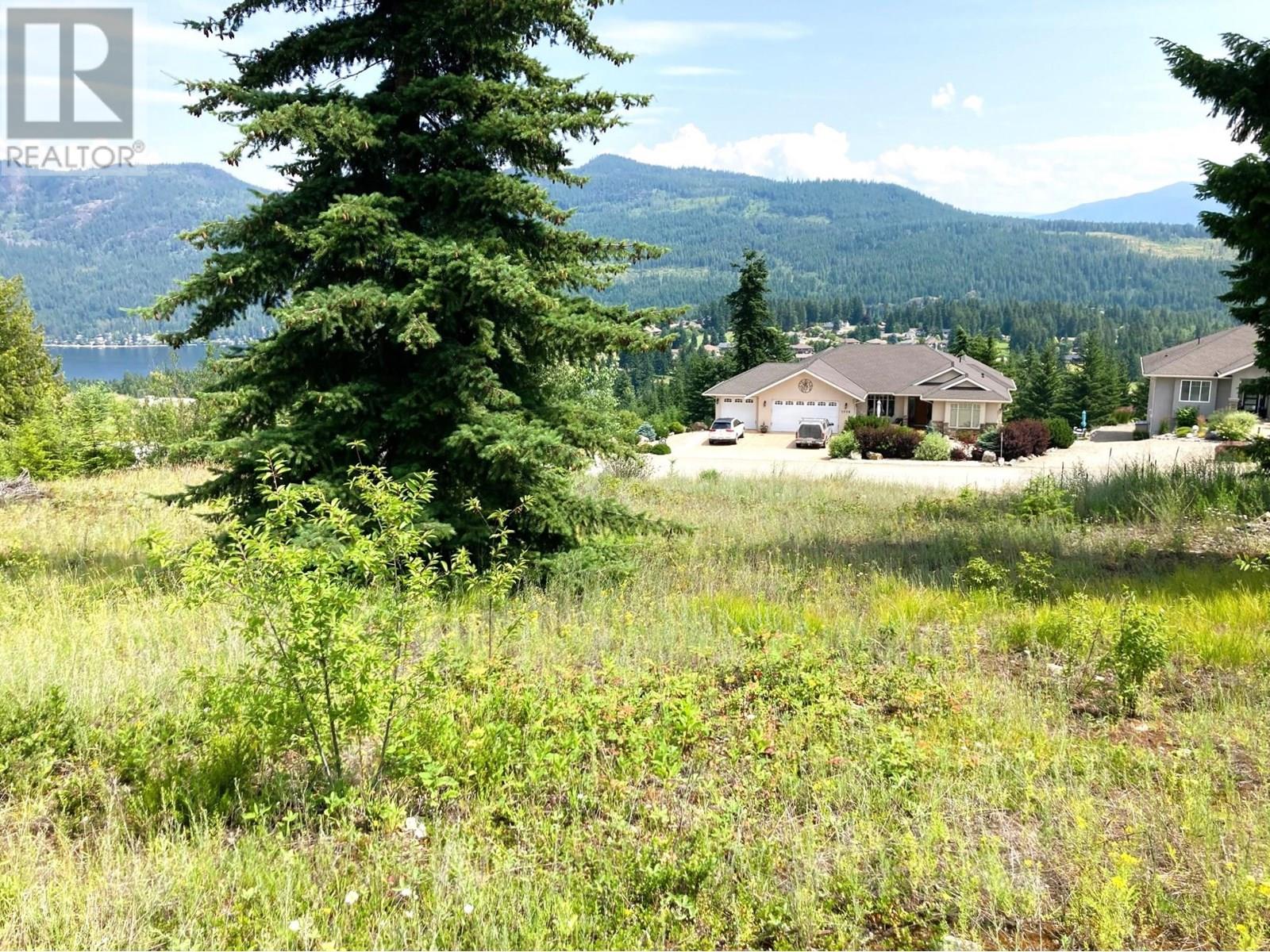 Photo 13 of 2555 Highlands Drive, Blind Bay BC