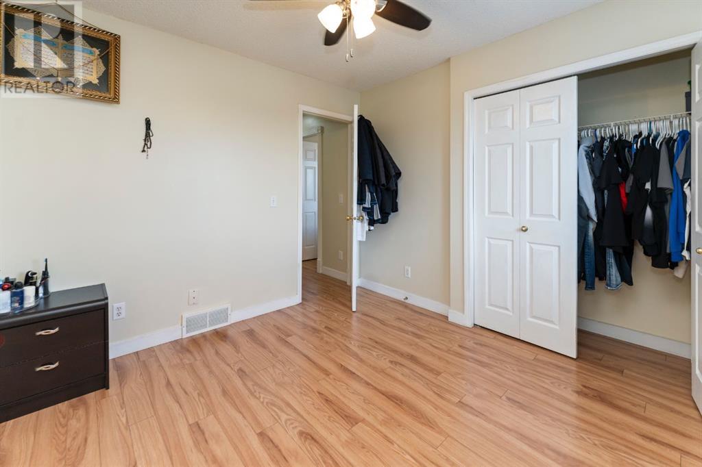 Single Family House for Sale in  Laguna Way NE Monterey Park Calgary 
