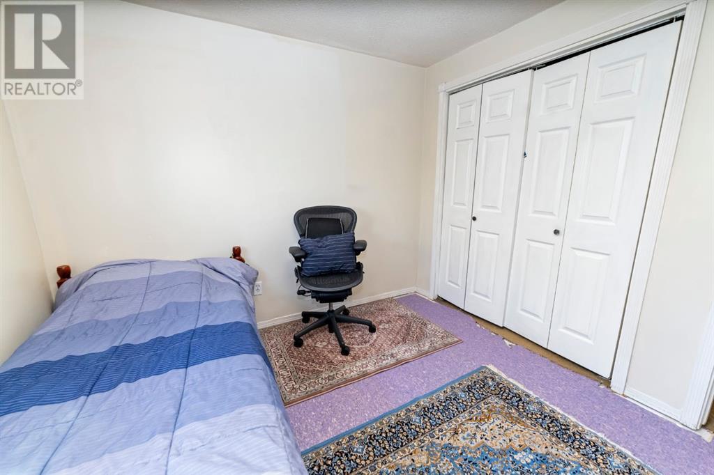 Single Family House for Sale in  Laguna Way NE Monterey Park Calgary 