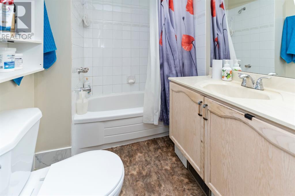 Single Family House for Sale in  Laguna Way NE Monterey Park Calgary 