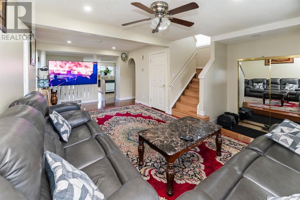 Single Family House for Sale in  Laguna Way NE Monterey Park Calgary 