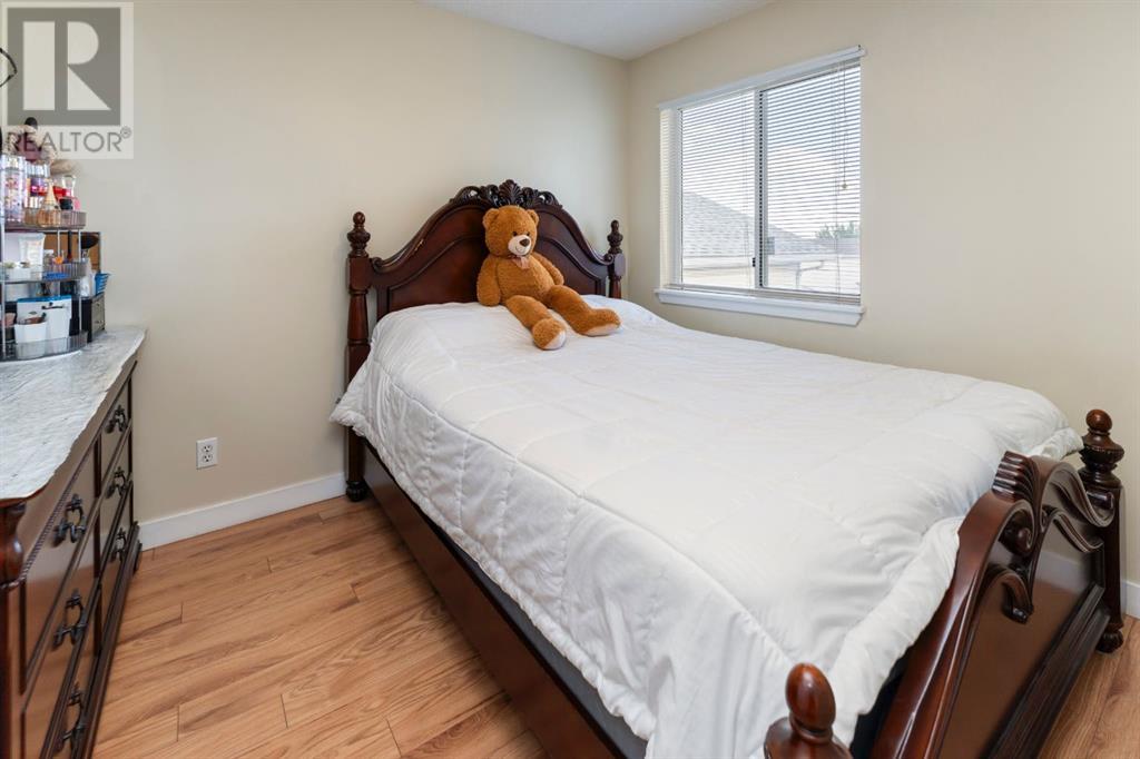 Single Family House for Sale in  Laguna Way NE Monterey Park Calgary 