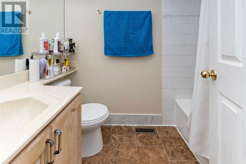 Single Family House for Sale in  Laguna Way NE Monterey Park Calgary 