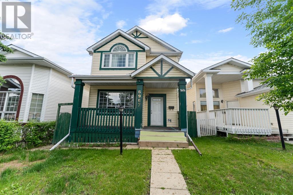 Single Family House for Sale in  Laguna Way NE Monterey Park Calgary 