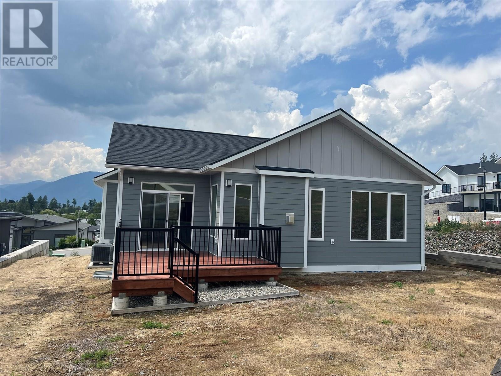 712 Mountain View Crescent, Creston