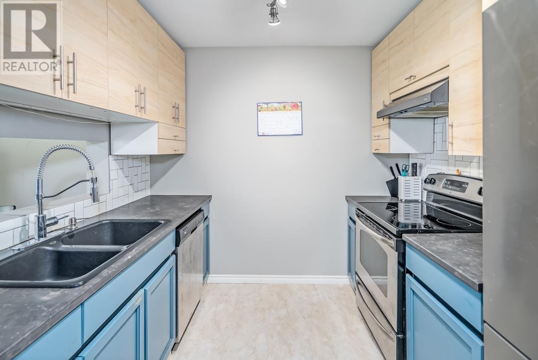 Photo 3 of 23 5661 Ladner Trunk Road, Delta BC