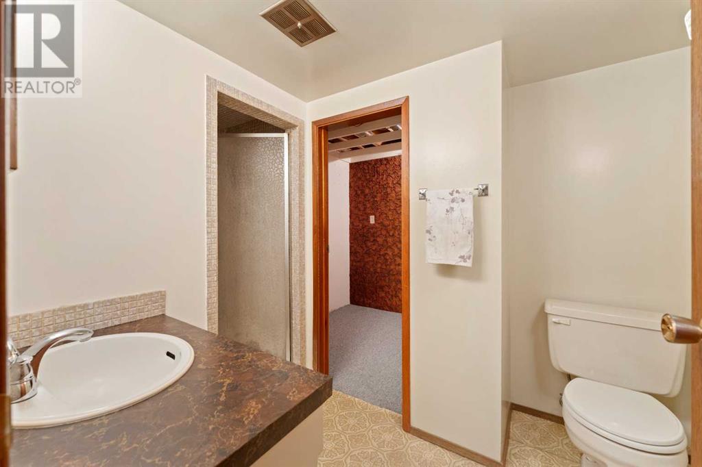 Single Family House Bungalow for Sale in  Lysander Drive SE Ogden Calgary 