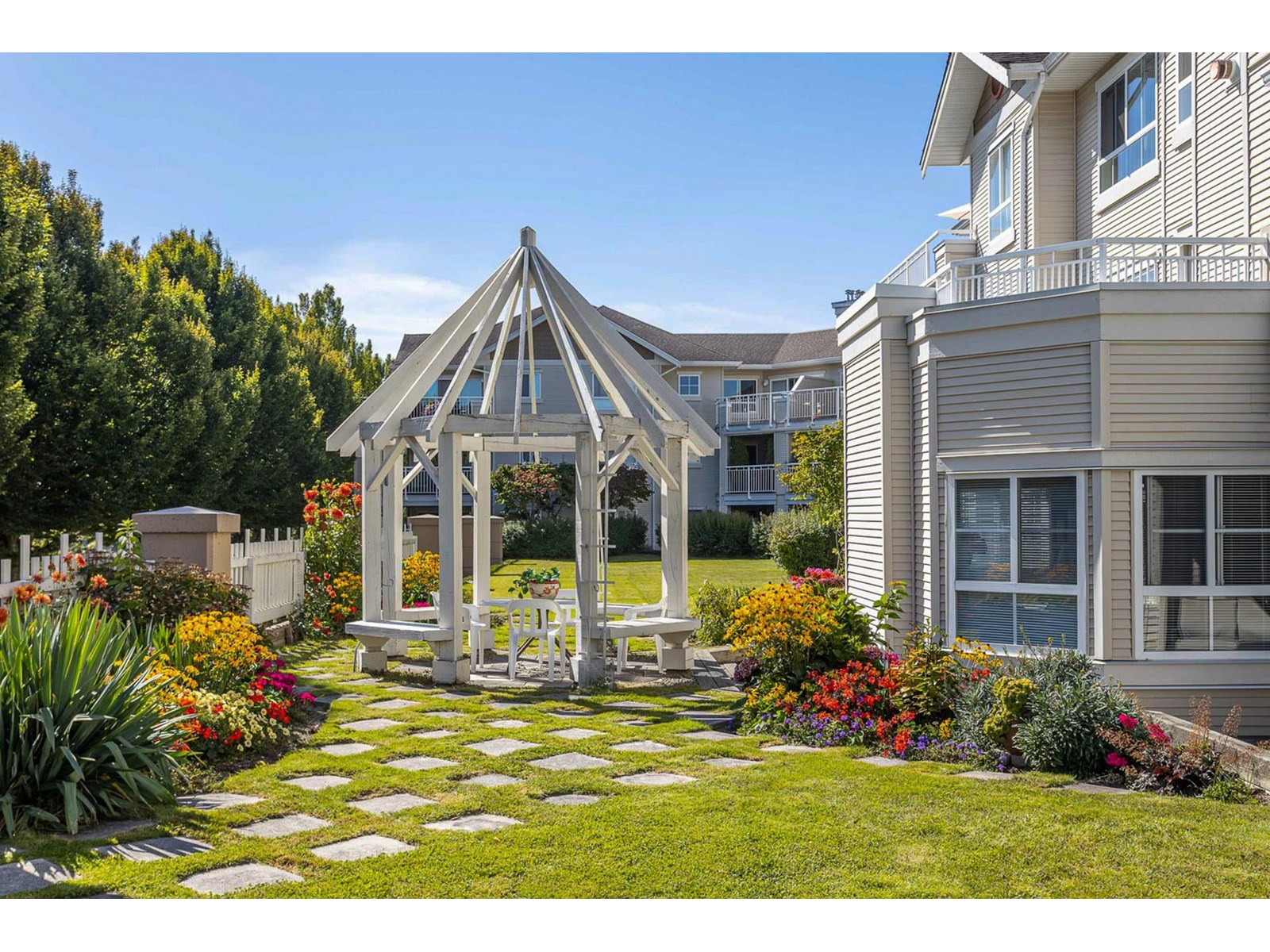 Photo 28 of 105 19750 64 Avenue, Langley BC
