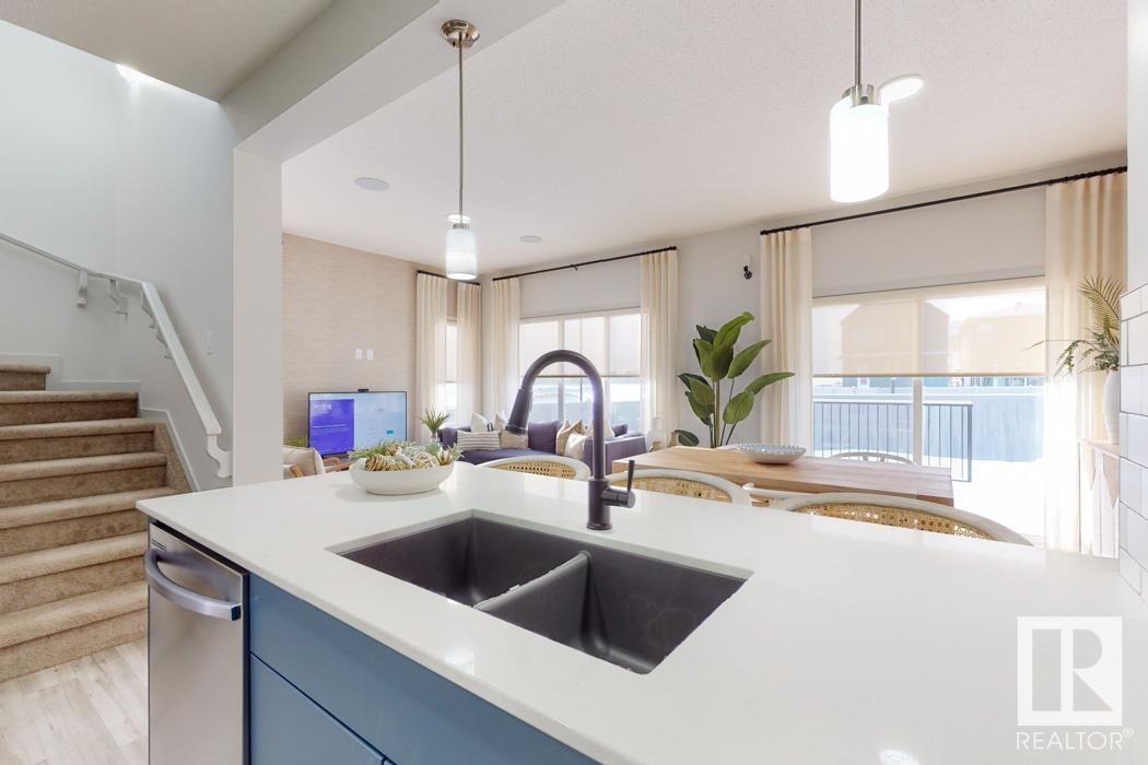 Photo 7 of 8719 182 Av Nw, Edmonton AB