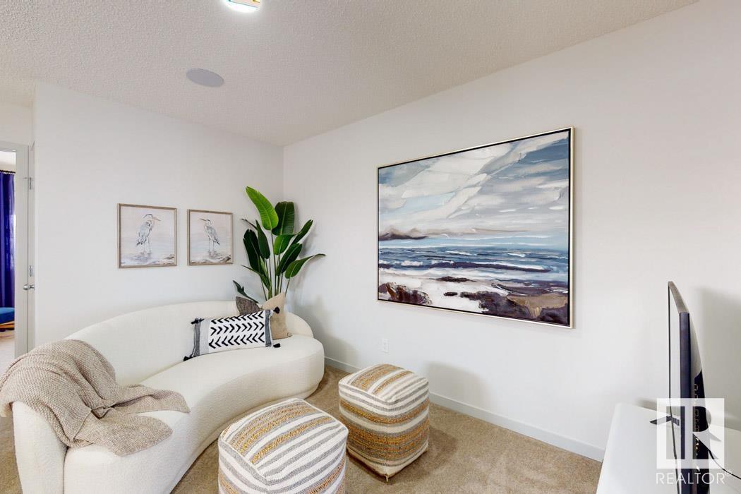 Photo 17 of 8719 182 Av Nw, Edmonton AB