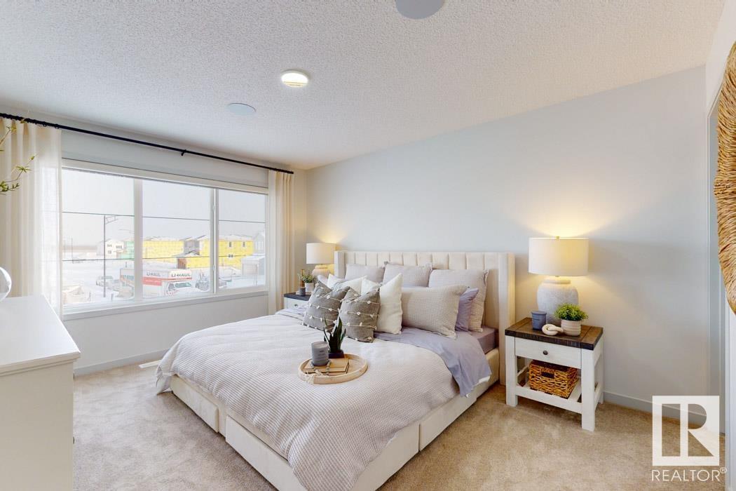 Photo 20 of 8719 182 Av Nw, Edmonton AB