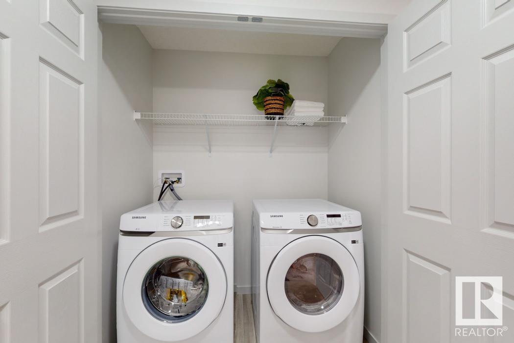 Photo 14 of 8719 182 Av Nw, Edmonton AB