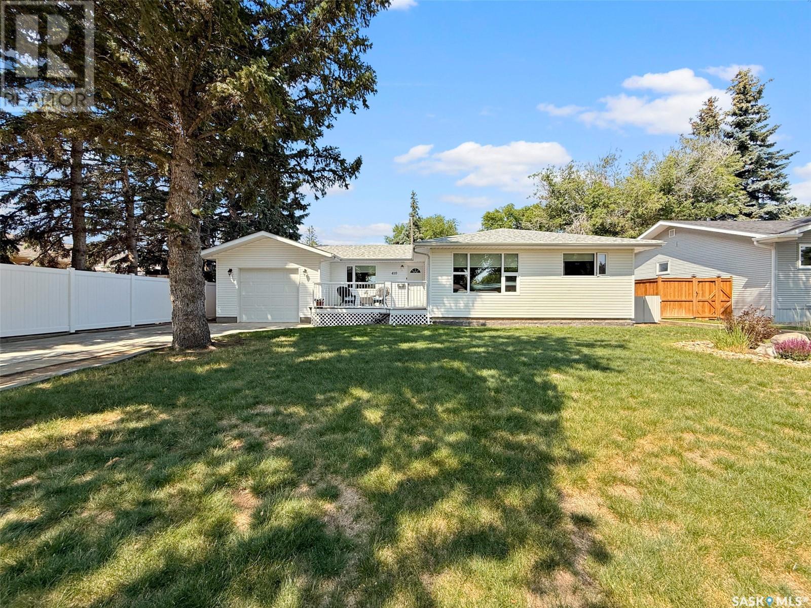 410 MacDonald DRIVE, Swift Current, Saskatchewan