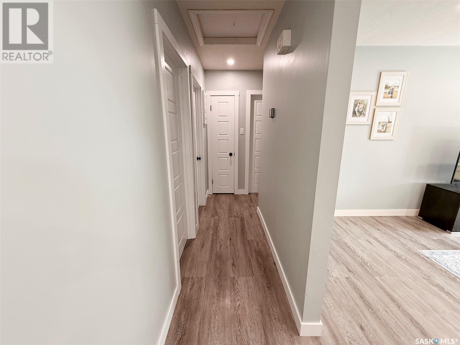 Single Family House Bungalow for Sale in  MacDonald DRIVE Swift Current 