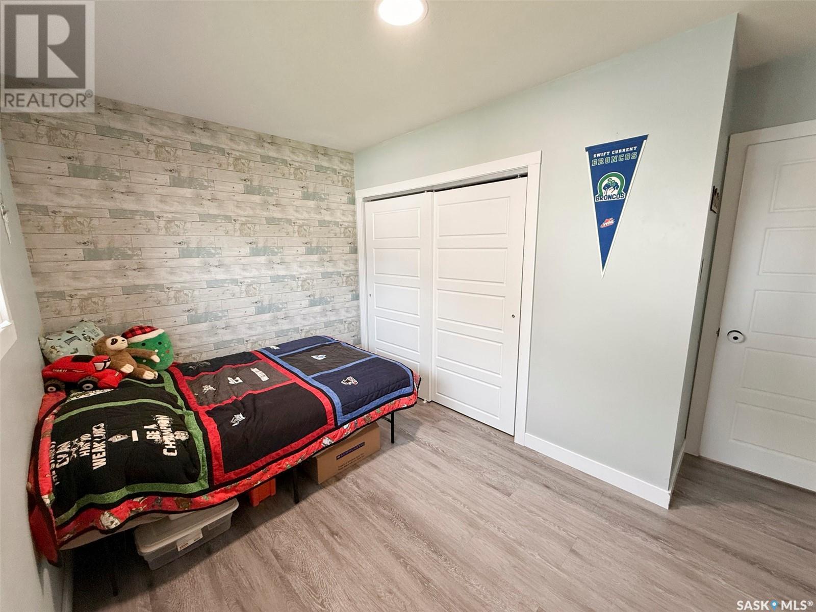 Single Family House Bungalow for Sale in  MacDonald DRIVE Swift Current 