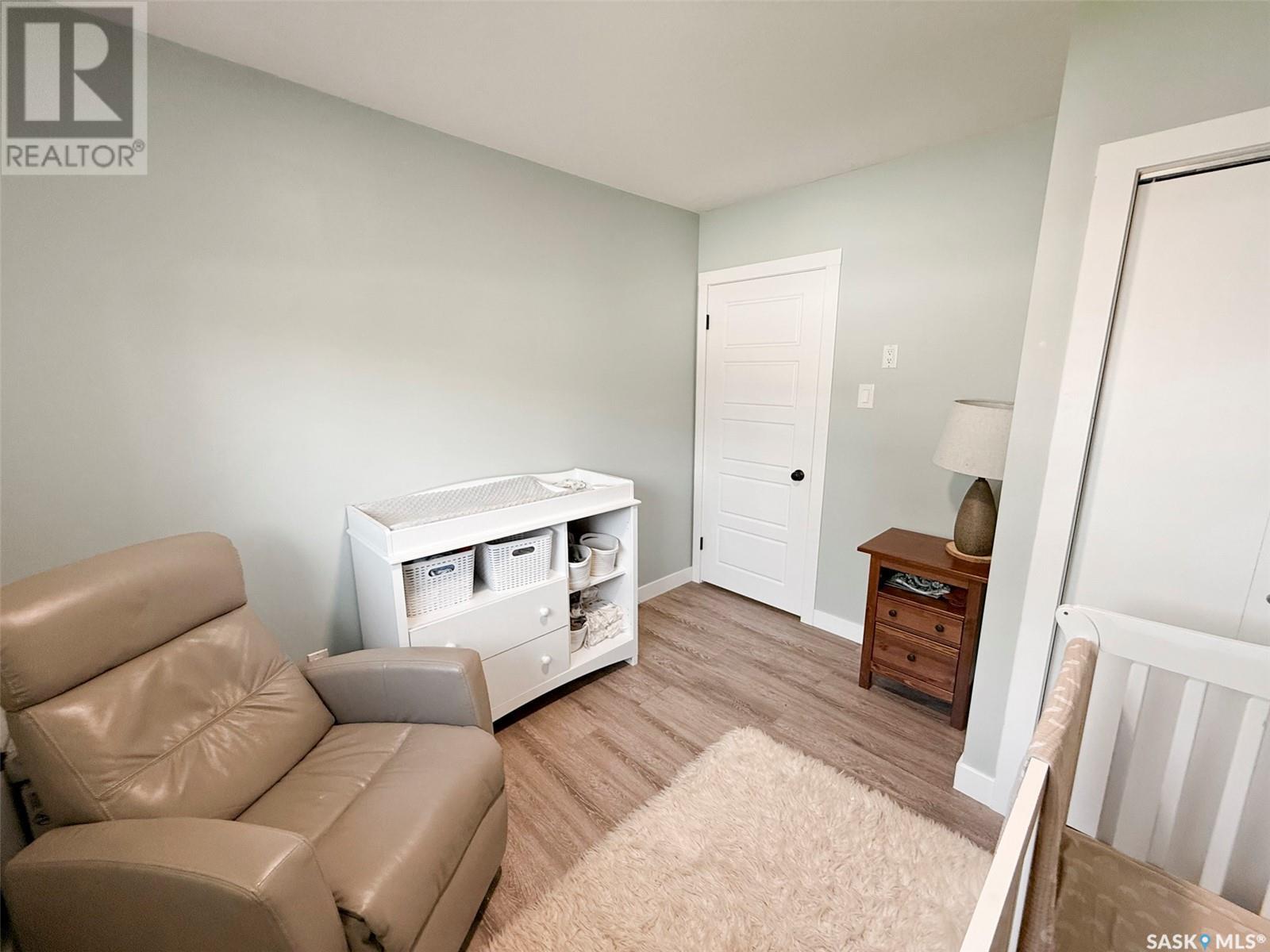 Single Family House Bungalow for Sale in  MacDonald DRIVE Swift Current 